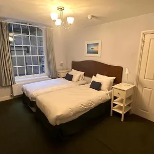 Bed & Breakfast House Brighton